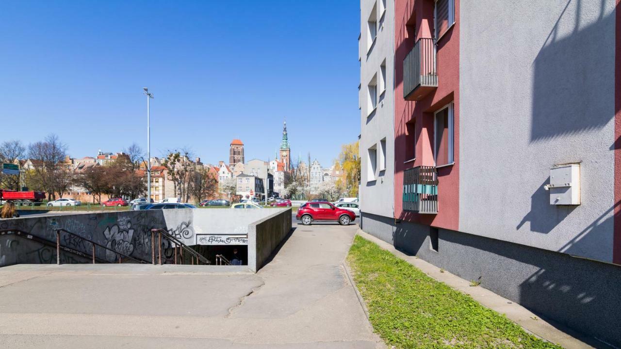 ［オールド郊外］アパートメント（62m²）｜ 2ベッドルーム／1バスルーム グダニスク エクステリア 写真